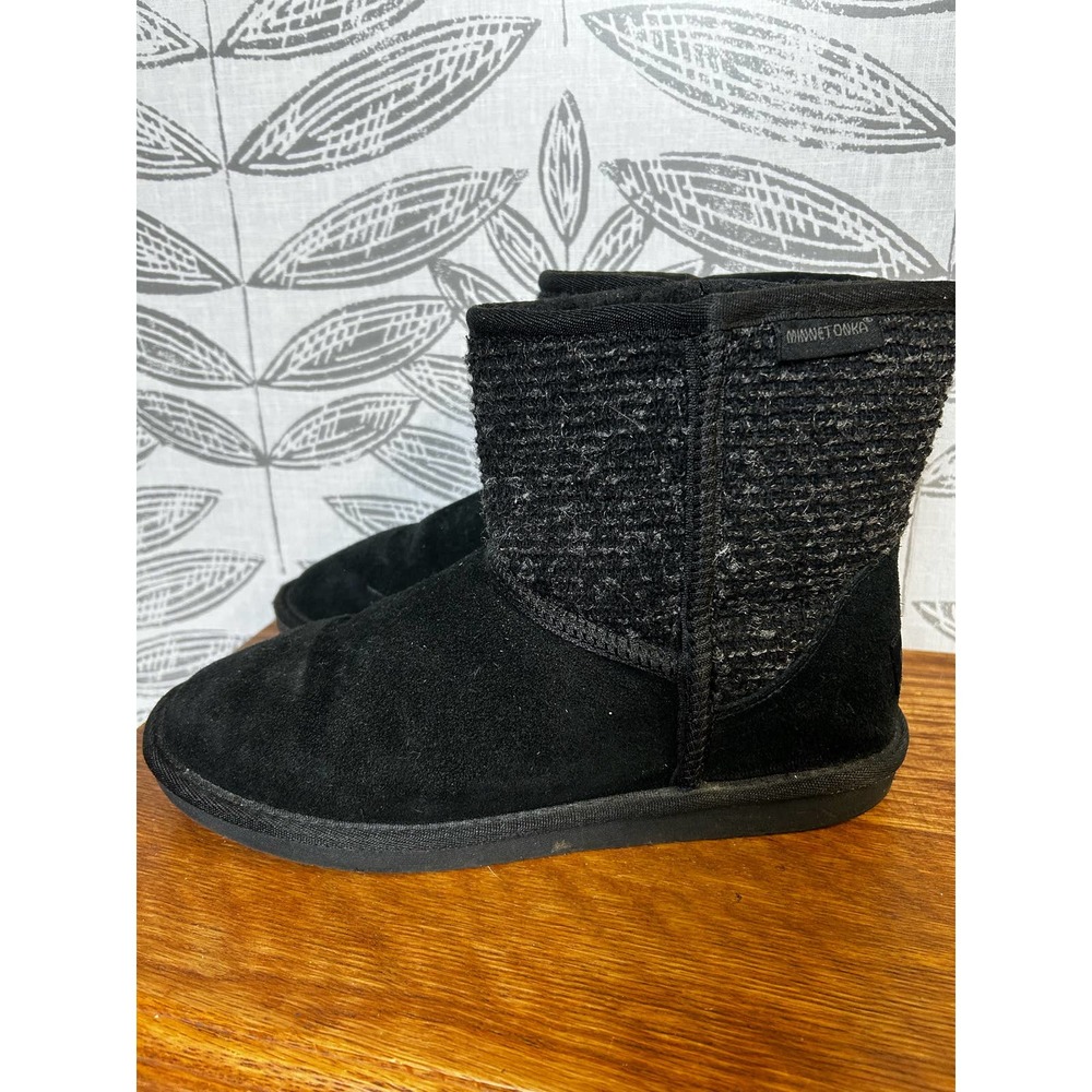 Minnetonka Black Suede Knit Pull On Lined Winter Ankle Boot Womens Size 9